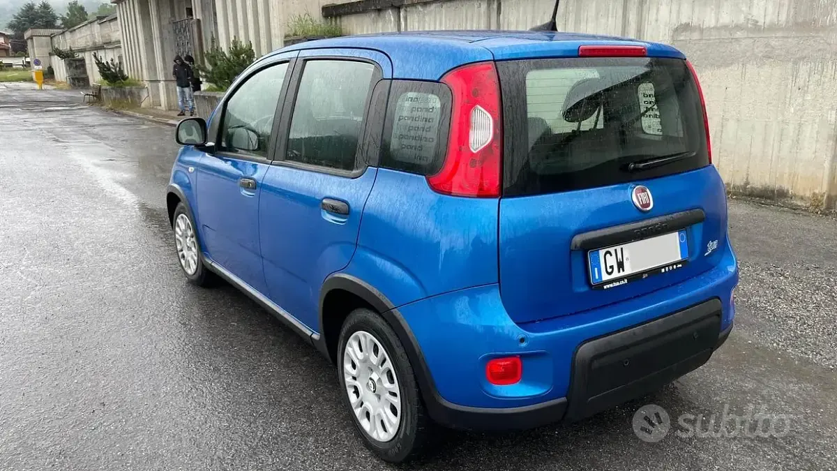 Usata Fiat Panda 70 CV (51 kW) 2024 Blu Utilitaria