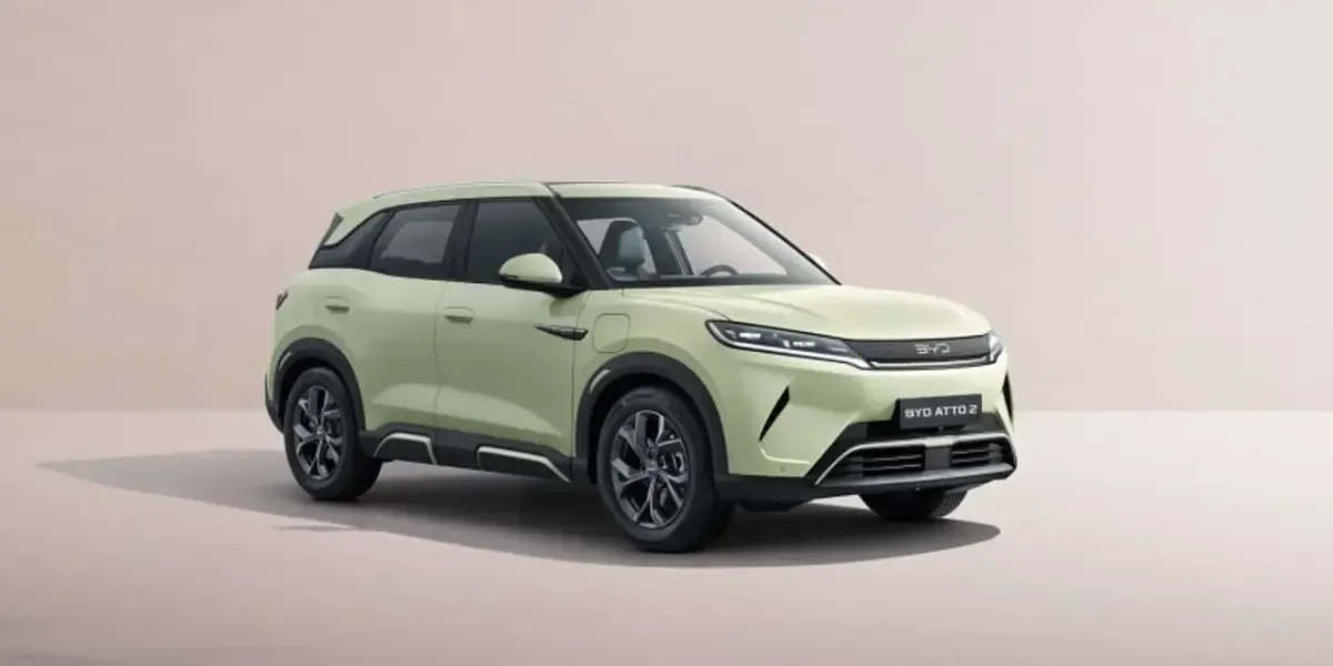 Nuova BYD Atto 2 Active 64 kW (88 CV) 2026 Argento SUV