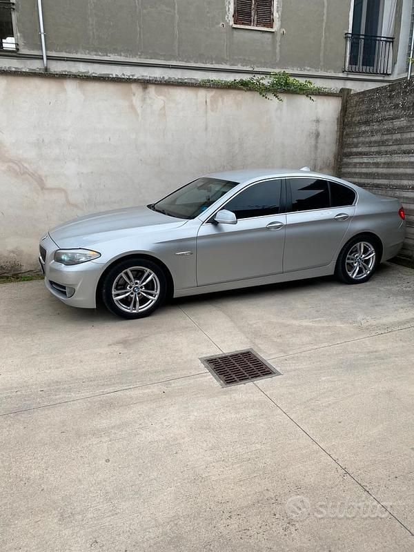 Usata BMW 520 2010 Grigio Berlina
