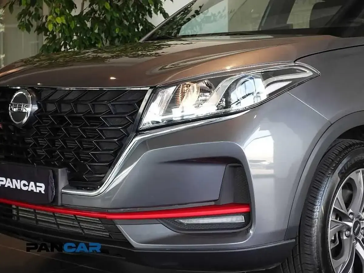 Usata DFSK Fengon 106 CV (77 kW) 2024 Grigio SUV