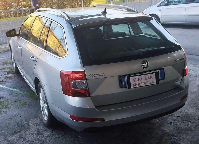 Usata Skoda Octavia G-TEC Executive 110 CV (80 kW) 2017 Station wagon
