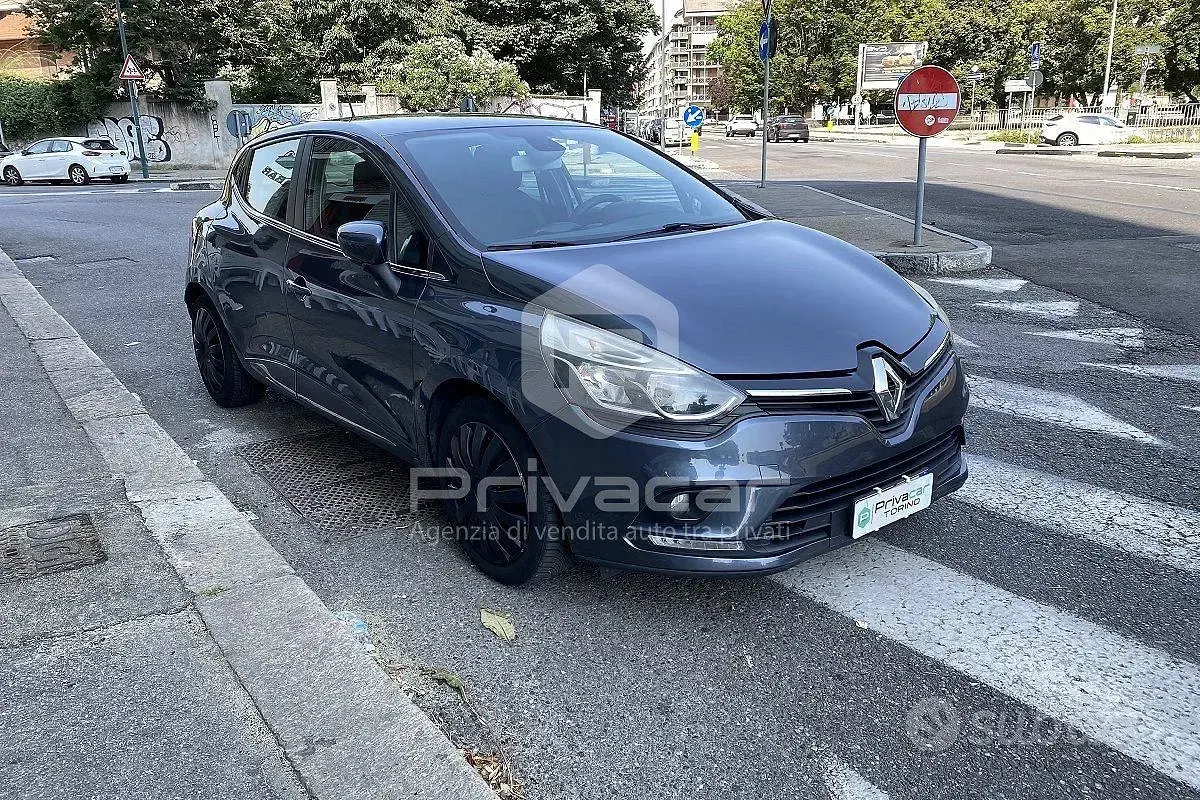 Usata Renault Clio Zen 73 CV (53 kW) 2016 Grigio Utilitaria