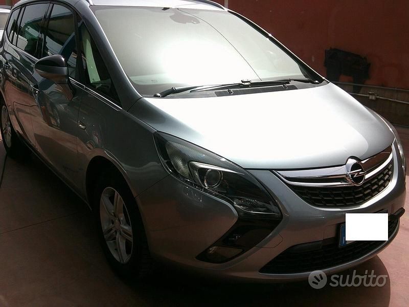 Usata Opel Zafira Tourer Cosmo 131 CV (96 kW) 2013 Grigio Monovolume