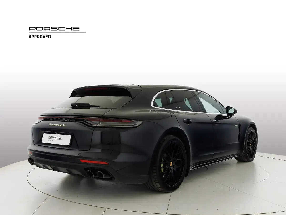 Usata Porsche Panamera 4S E-Hybrid Sport Turismo Sport Turismo 2021 2t nero jet metallizzato Station wagon