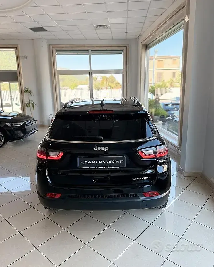 Usata Jeep Compass Limited 131 CV (96 kW) 2022 Nero SUV
