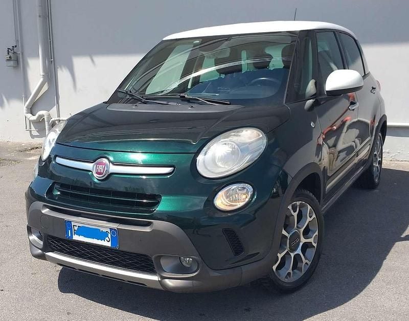 Verde Usata 2016 Fiat 500L Trekking Monovolume | 6888 € (Ottimo prezzo) - Immagine 1/4