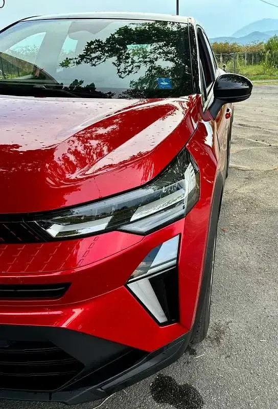 Usata Renault Captur Evolution 101 CV (74 kW) 2025 Rosso SUV