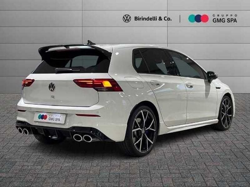 Usata VW Golf VIII R 333 CV (244 kW) 2023 Bianco Utilitaria