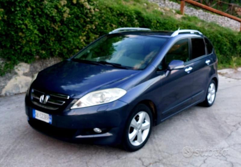Usata 2007 Honda FR-V Monovolume | 3200 € (Buon prezzo) - Immagine 1/4