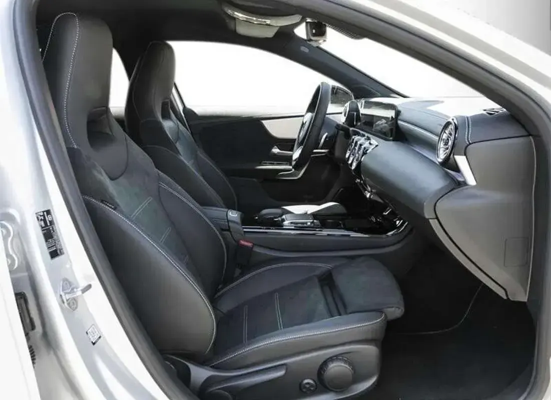 Usata Mercedes A200 Premium 150 CV (110 kW) 2021 Grigio Berlina