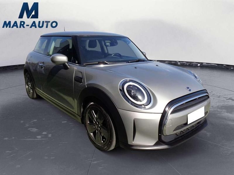 Usata Mini Cooper Classic 136 CV (100 kW) 2022 Argento Utilitaria