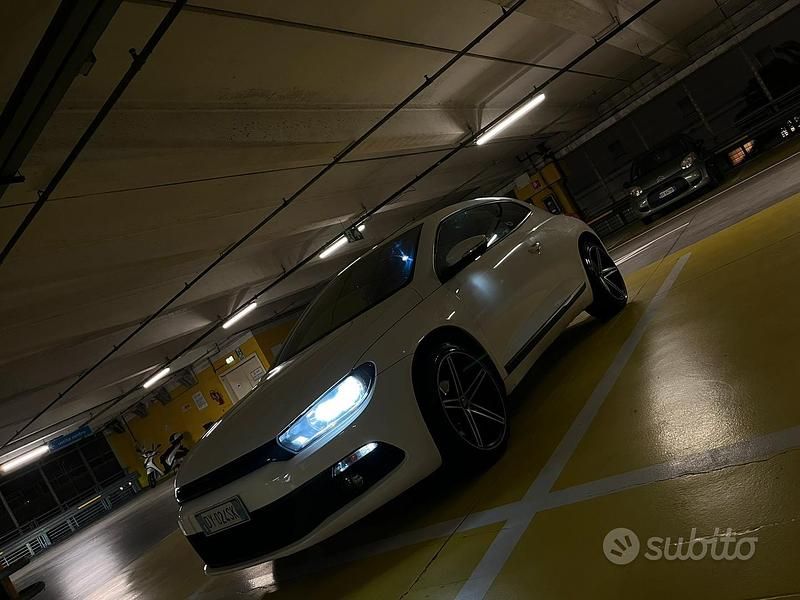 Usata VW Scirocco 2009 Bianco Coupé