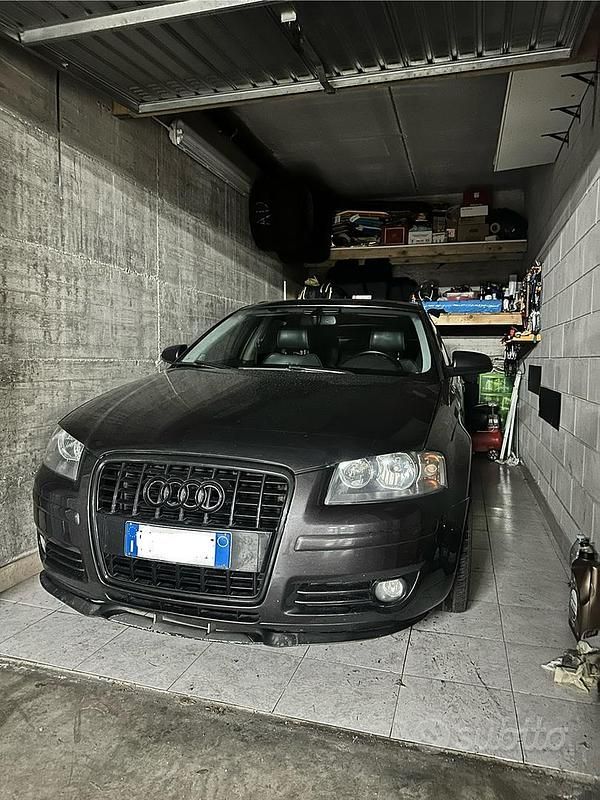 Grigio Usata 2005 Audi A3 Station wagon | 3000 € (Buon prezzo) - Immagine 1/4