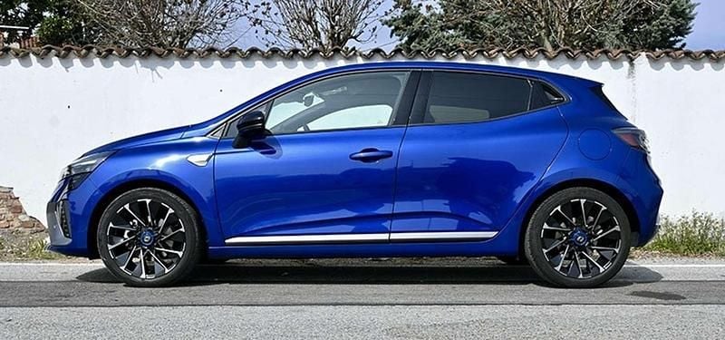 Usata Renault Clio V Esprit Alpine 145 CV (106 kW) 2023 Blu/azzurro Berlina