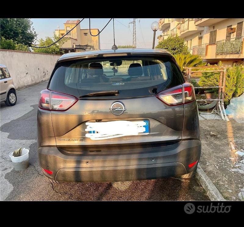 Grigio Usata 2020 Opel Crossland X SUV | 8500 € (Ottimo prezzo) - Immagine 1/4