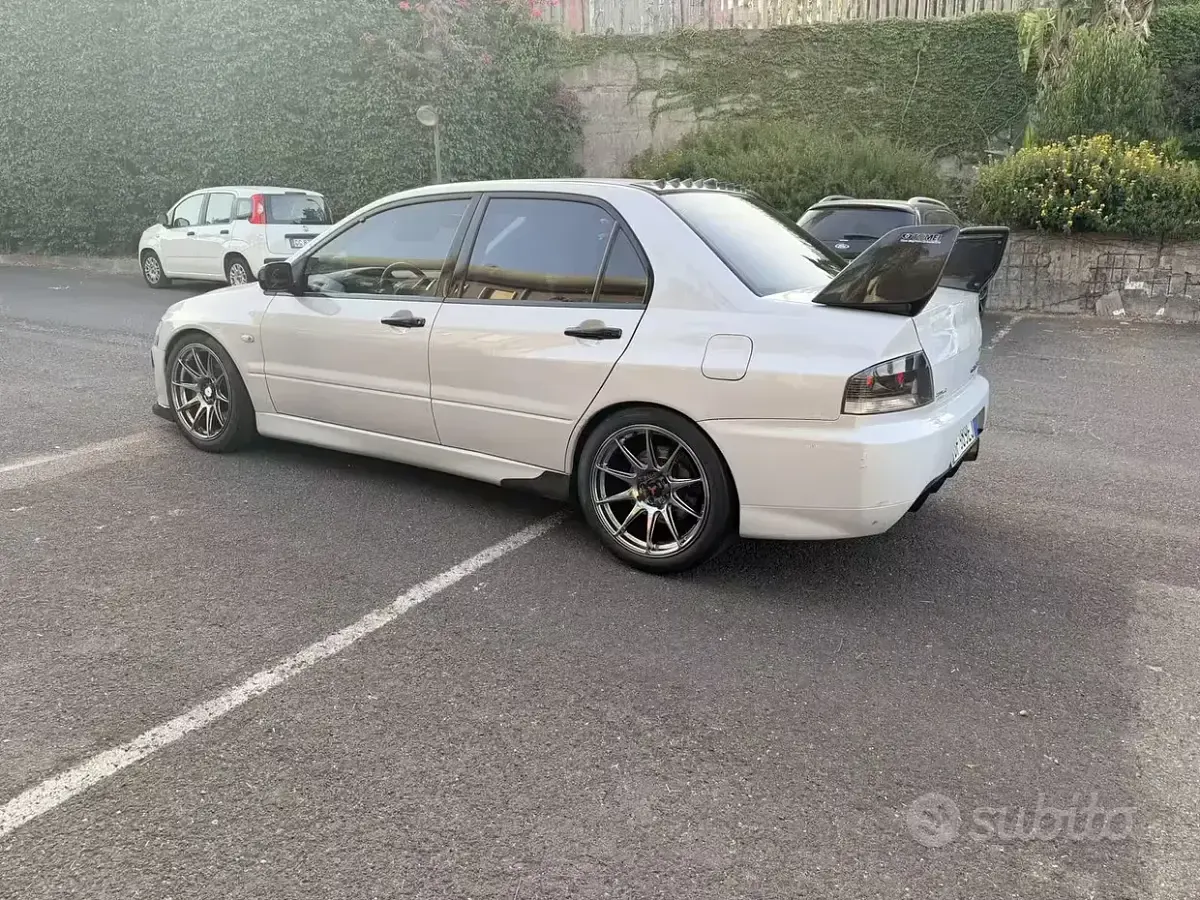 Usata Mitsubishi Lancer Evolution 2006 Grigio Berlina