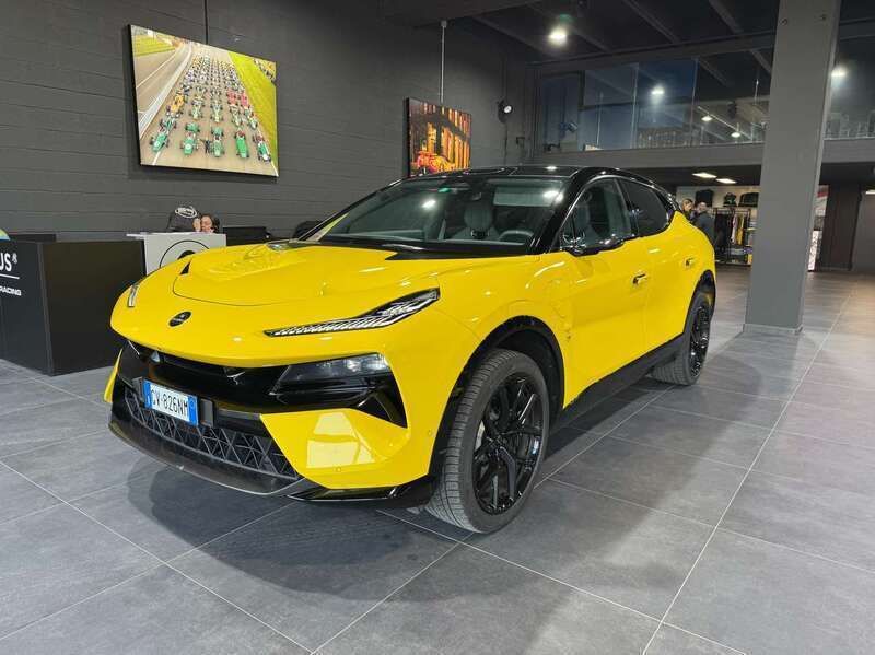 Giallo solar Usata 2024 Lotus Eletre SUV | 108.000 € (Super prezzo) - Immagine 1/4