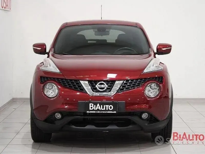 Usata Nissan Juke Acenta 115 CV (84 kW) 2017 Rosso SUV