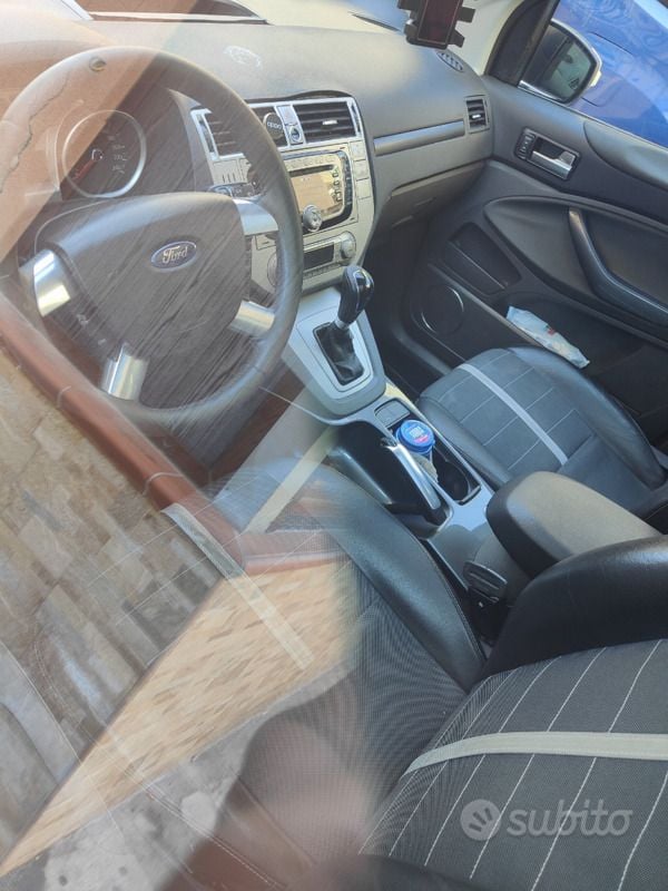 Usata Ford Kuga 163 CV (119 kW) 2010 Nero SUV