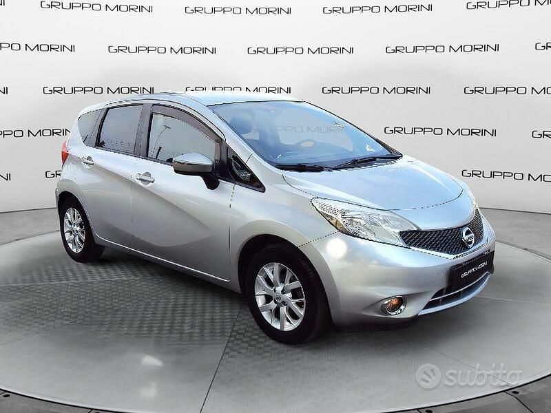 Usata Nissan Note Acenta 80 CV (58 kW) 2014 Argento Monovolume