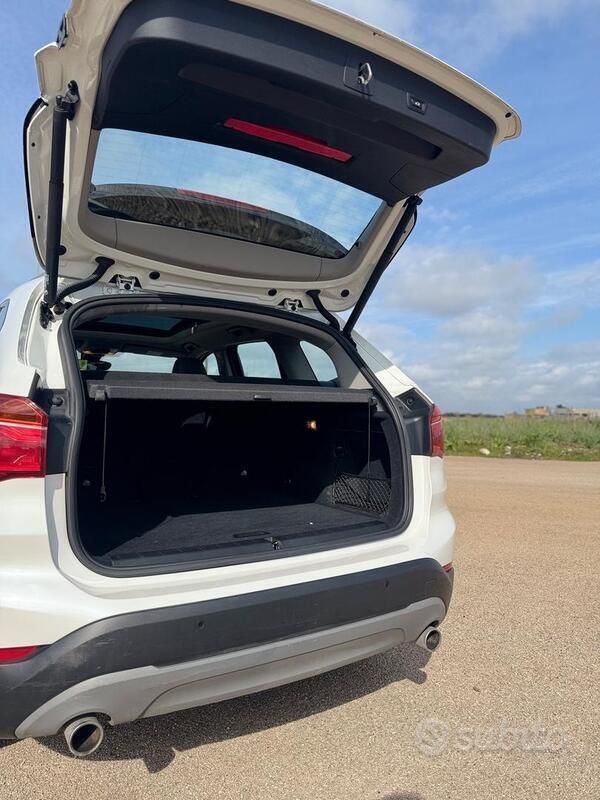 Usata BMW X1 Efficient Dynamics 190 CV (139 kW) 2016 Bianco SUV