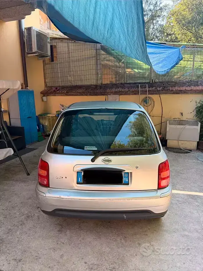 Usata Nissan Micra 60 CV (44 kW) 2002 Grigio Utilitaria
