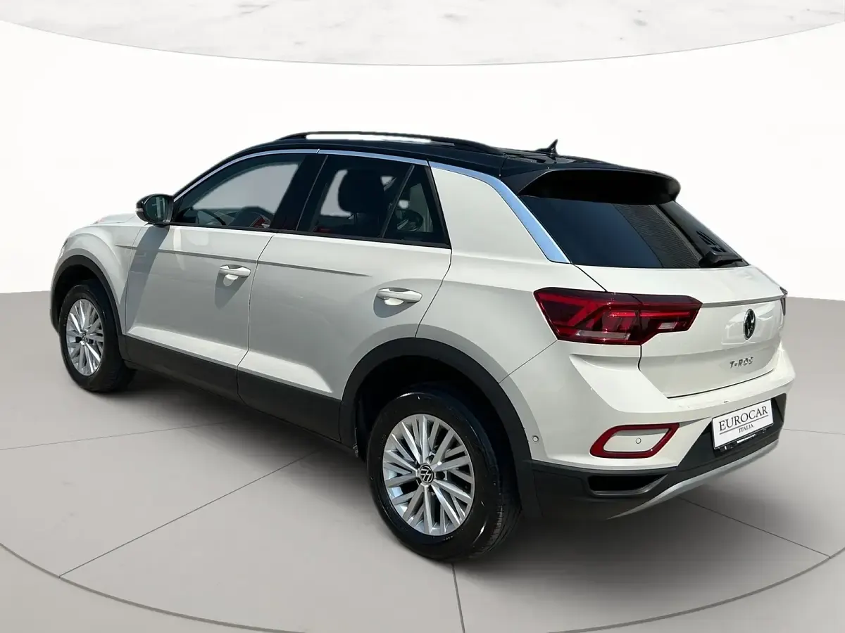 Usata VW T-Roc Life 150 CV (110 kW) 2023 Ascot grey nero SUV