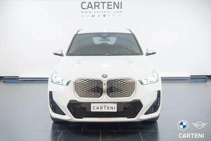 Usata BMW iX1 M Sport 150 kW (204 CV) 2025 Alpin white pastello SUV