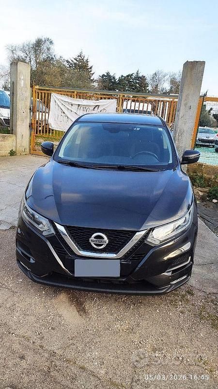 Usata Nissan Qashqai 2018 Nero SUV
