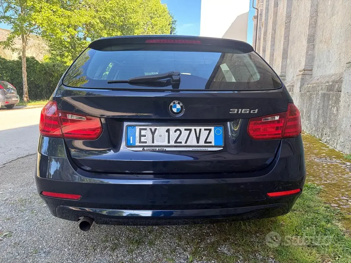 Usata BMW 316 163 CV (119 kW) 2015 Blu Station wagon
