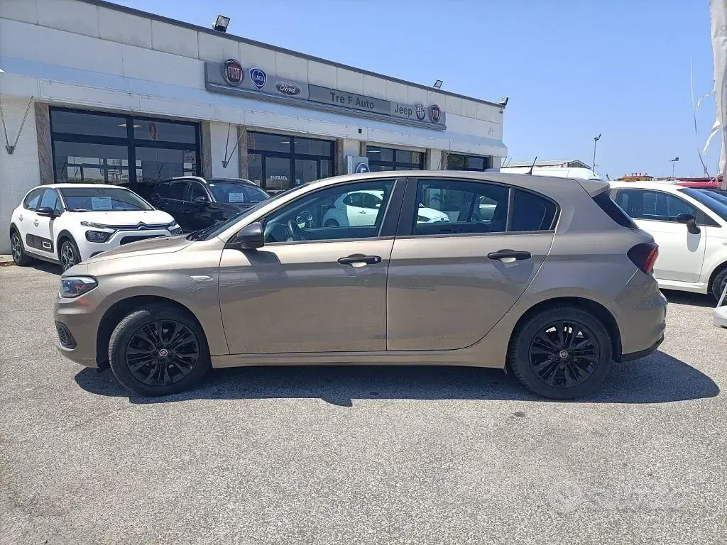 Usata Fiat Tipo Street 95 CV (69 kW) 2021 Oro Berlina