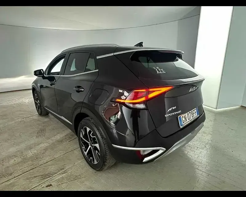 Usata Kia Sportage Style 230 CV (169 kW) 2023 Nero SUV