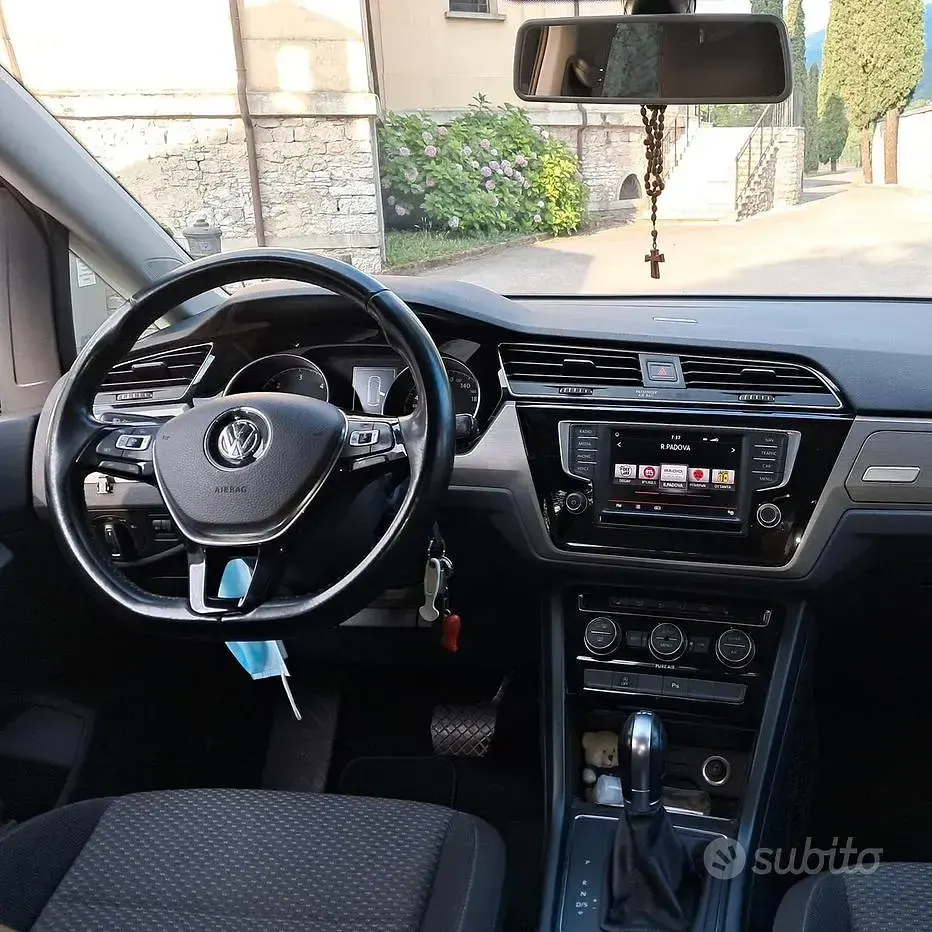 Usata VW Touran 2016 Nero Monovolume