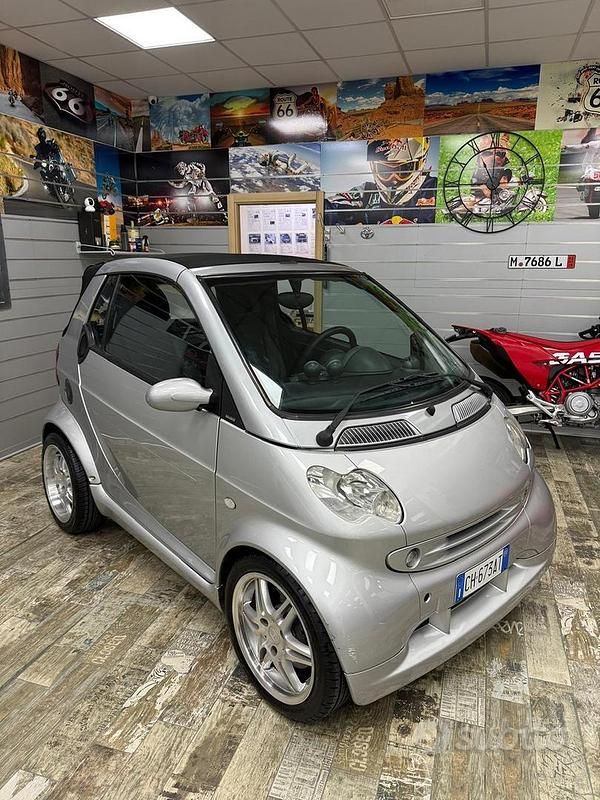 Grigio Usata 2003 Smart ForTwo Cabrio Brabus Cabrio | 8999 € - Immagine 1/4