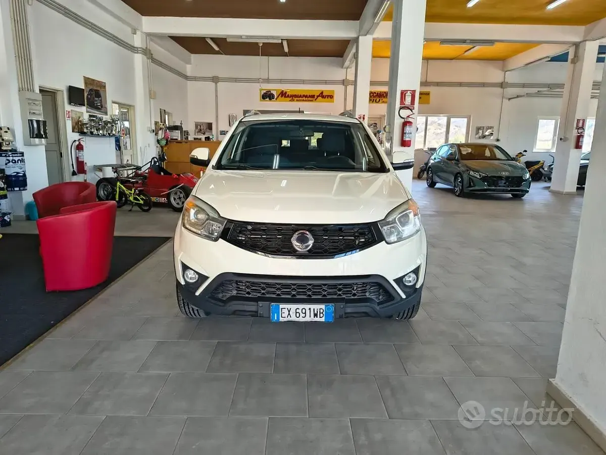 Usata SsangYong Korando 149 CV (109 kW) 2015 Bianco SUV