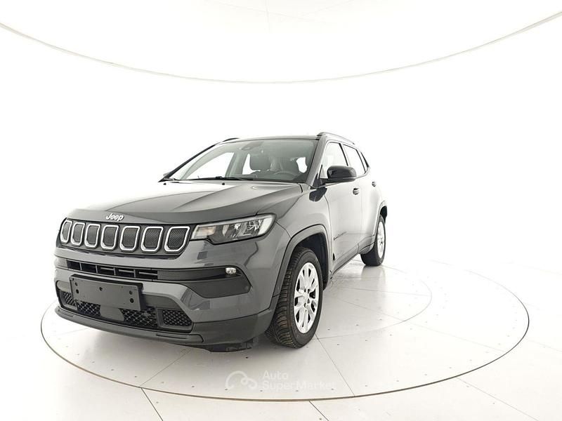 Usata Jeep Compass 120 CV (88 kW) 2022 Gray SUV