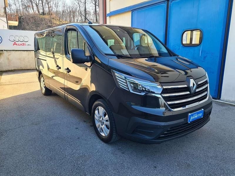 Midnight black Usata 2023 Renault Trafic Equilibre Monovolume | 34.500 € (Buon prezzo) - Immagine 1/4