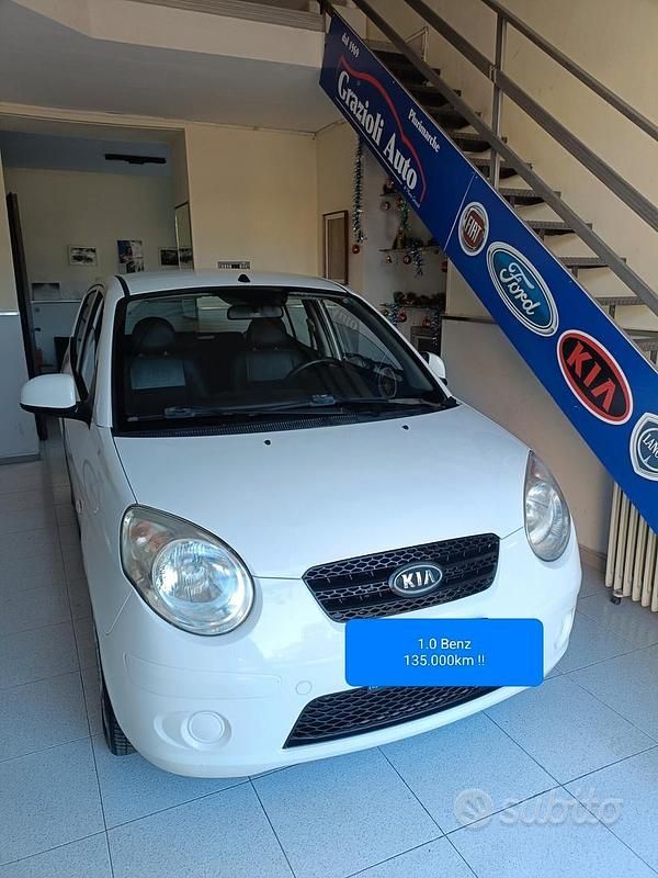 Usata Kia Picanto 62 CV (45 kW) 2010 Bianco Utilitaria