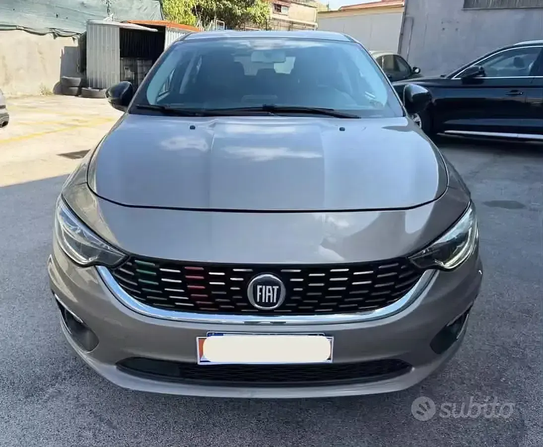 Usado Fiat Tipo Lounge 120 CV (88 kW) 2017 Berlina