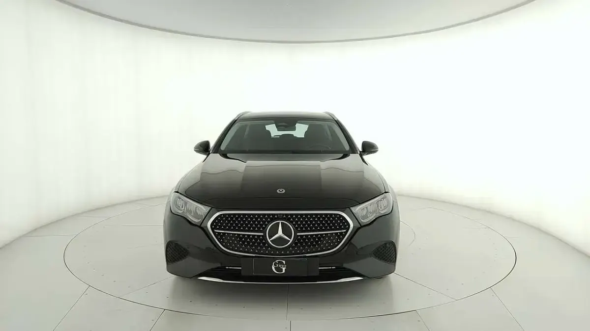 Usata Mercedes E200 Advanced 163 CV (119 kW) 2025 Nero ossidiana Station wagon
