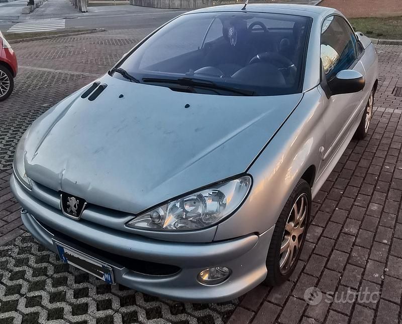 Usata Peugeot 206 CC 2004 Cabrio
