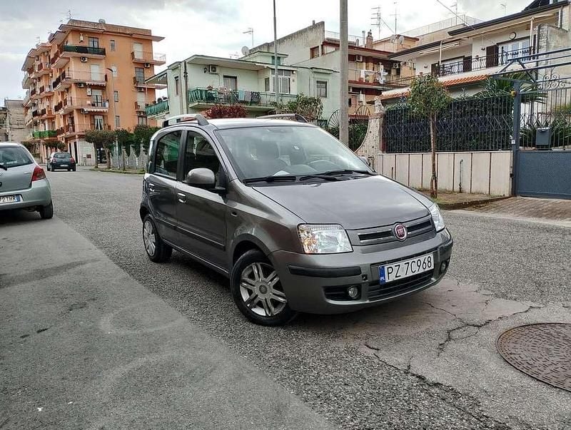 Usata Fiat Panda Dynamic 69 CV (50 kW) 2009 Utilitaria