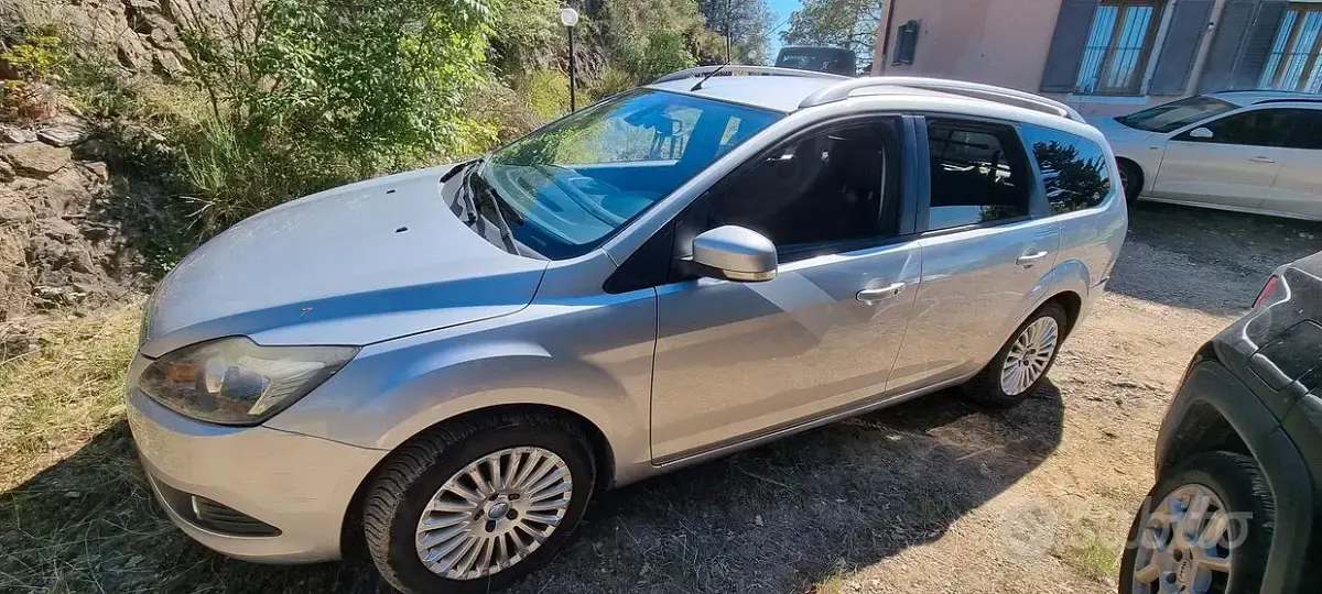 Occasion Ford Focus 109 ch (80 kW) 2010 Gris Break