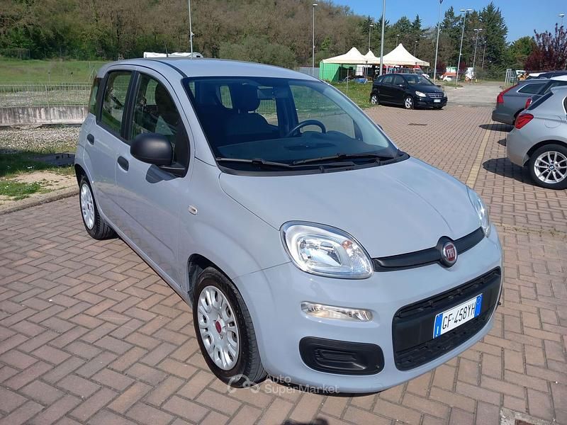 Usata Fiat Panda 69 CV (50 kW) 2021 Grigio Utilitaria