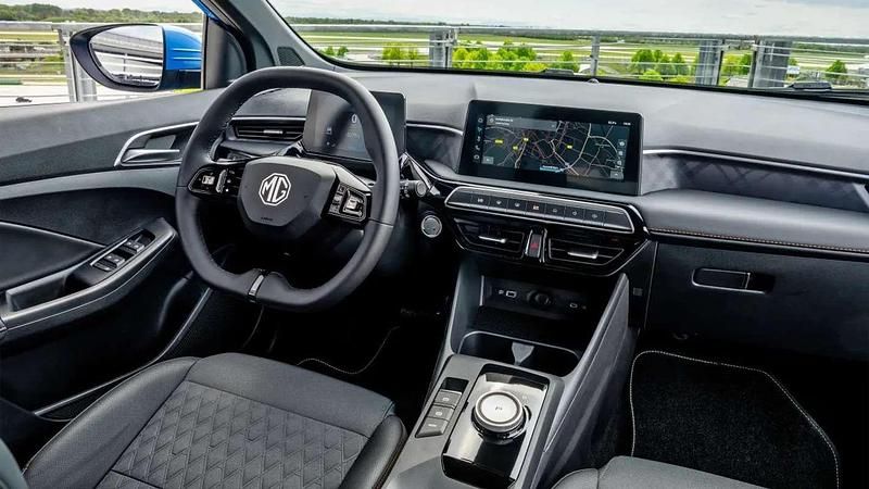 Usata MG MG3 Luxury 196 CV (144 kW) 2024 Utilitaria