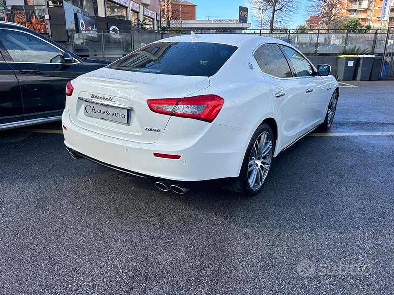Usata Maserati Ghibli 275 CV (202 kW) 2014 Bianco Berlina