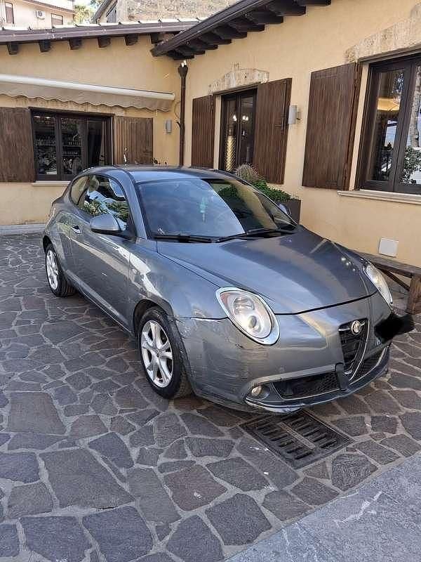 Usata Alfa Romeo MiTo Progression 105 CV (77 kW) 2011 Utilitaria