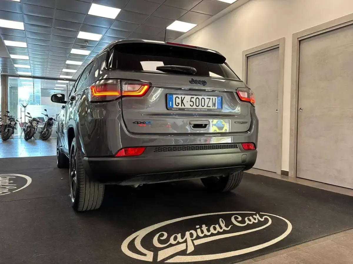 Usata Jeep Compass Night Eagle 131 CV (96 kW) 2022 Grigio SUV