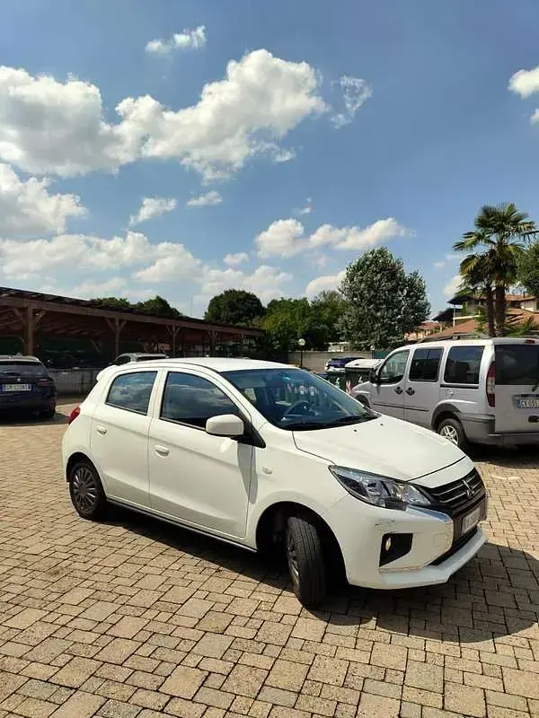 Usata Mitsubishi Space Star Invite 71 CV (52 kW) 2024 Utilitaria