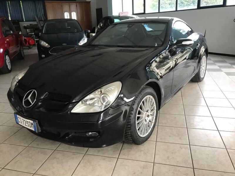 Usata Mercedes SLK200 163 CV (119 kW) 2005 Nero Cabrio